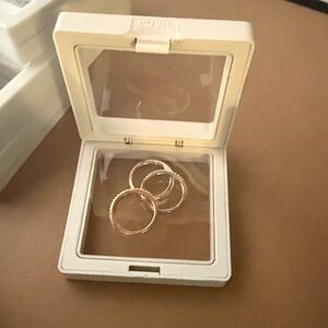 5 WHITE ONLY jewelry encasing